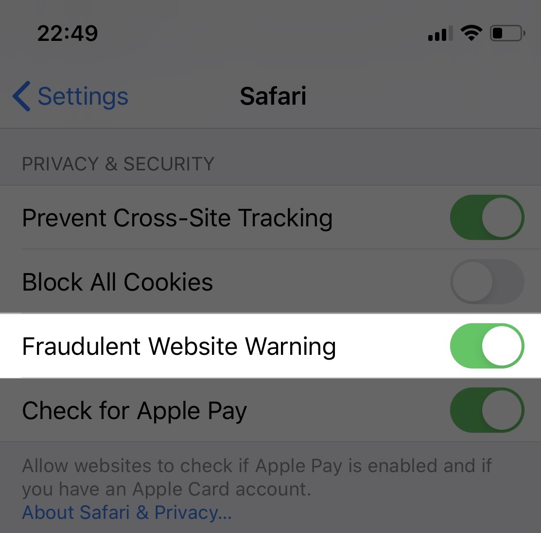 Apple’s “Fraudulent Website Warning” toggle which is enabled by default.