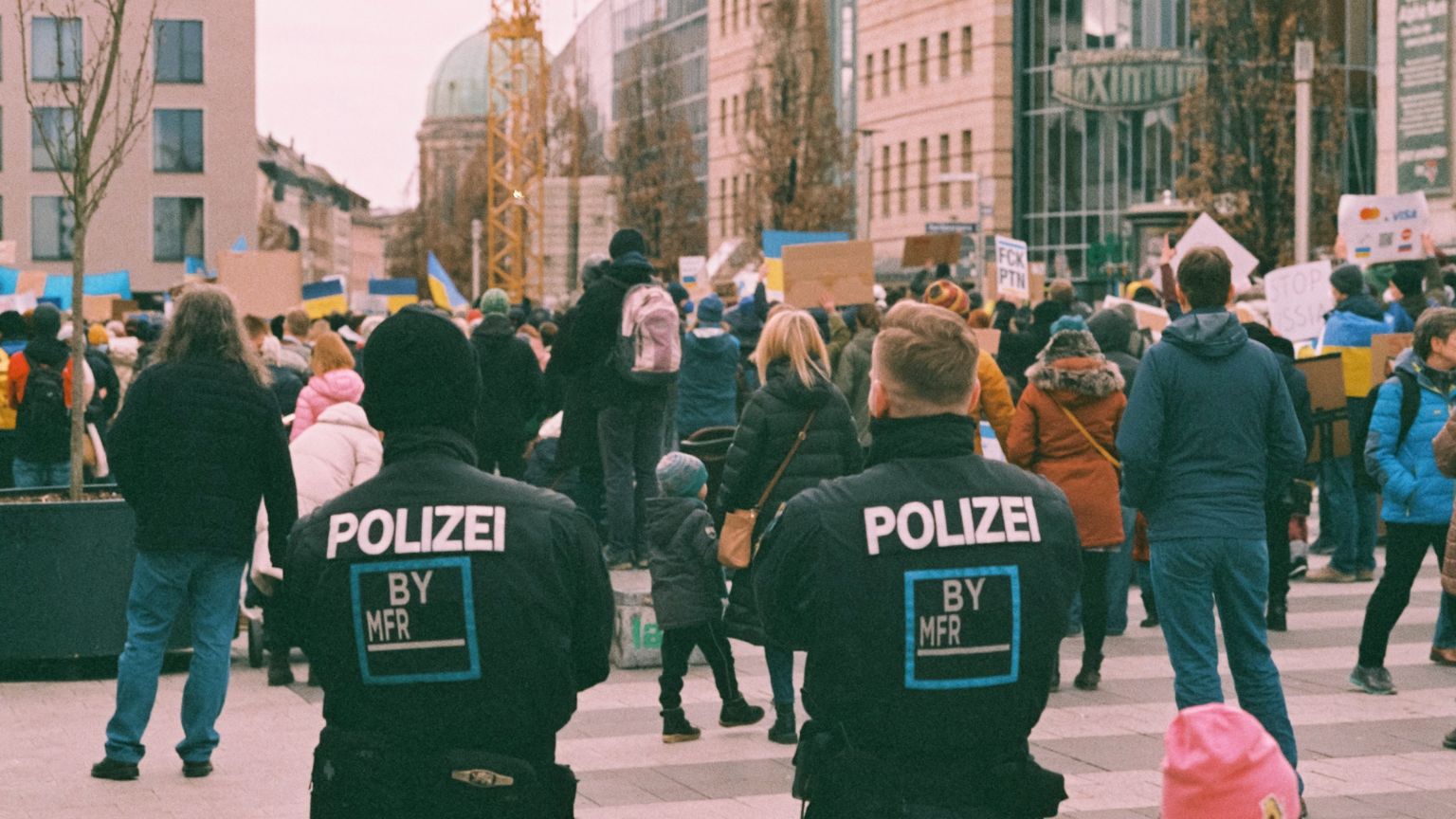 Neue Europol-Bestimmungen erweitern die polizeilichen Befugnisse, verringern den Schutz der Rechte und ermöglichen eine umfangreiche Datensammlung
