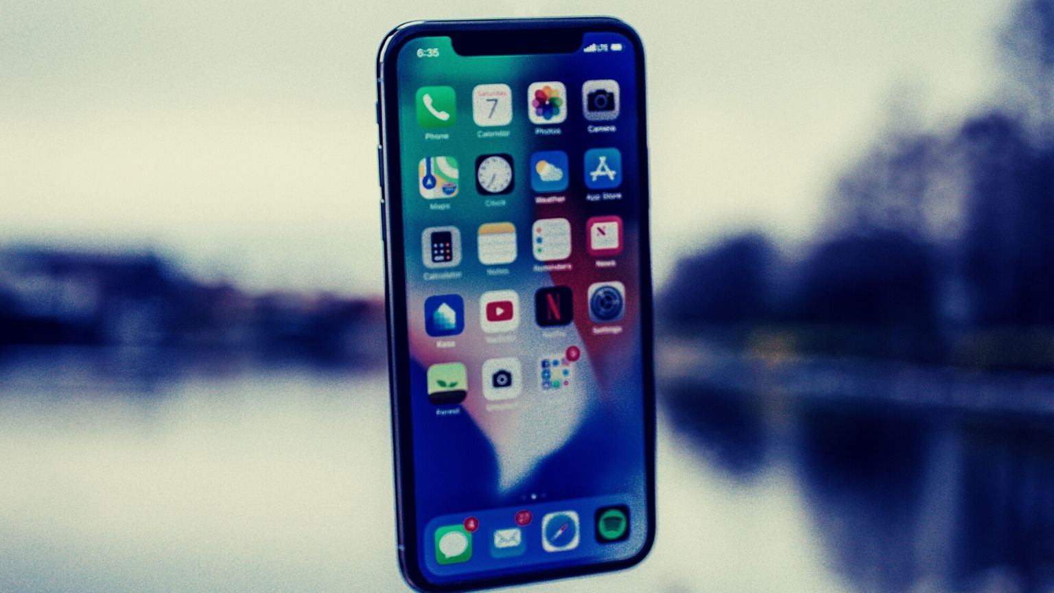 Report states Apple will loosen its iron App Store grip in 2023