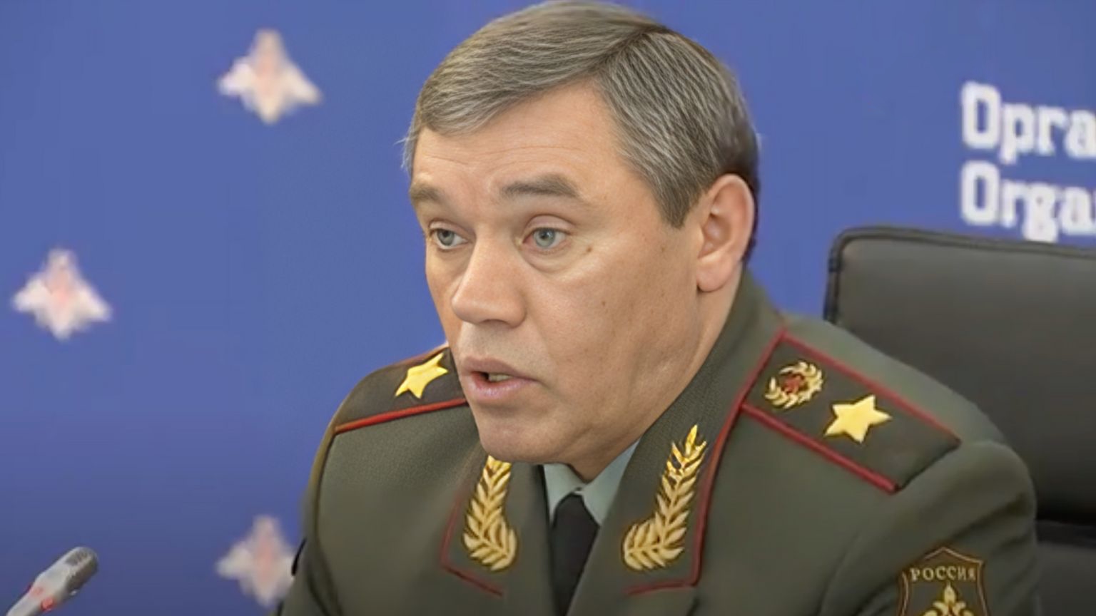 Russian commander imposes restrictions on military bloggers