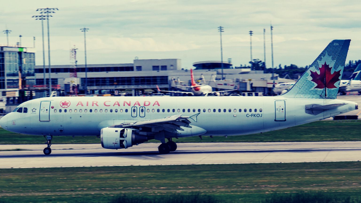 Canada’s first airline launches digital identification, facial recognition tech