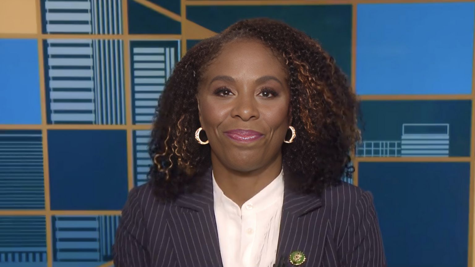 Stacey Plaskett Complains That Allowing RFK Jr. To Speak Will Make The Biden Administration “Hesitant” About Stopping “Misinformation”
